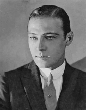 Rudolph Valentino portrait, 1922